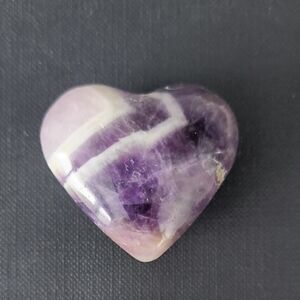 Purple Heart-Shaped Stone Pendant